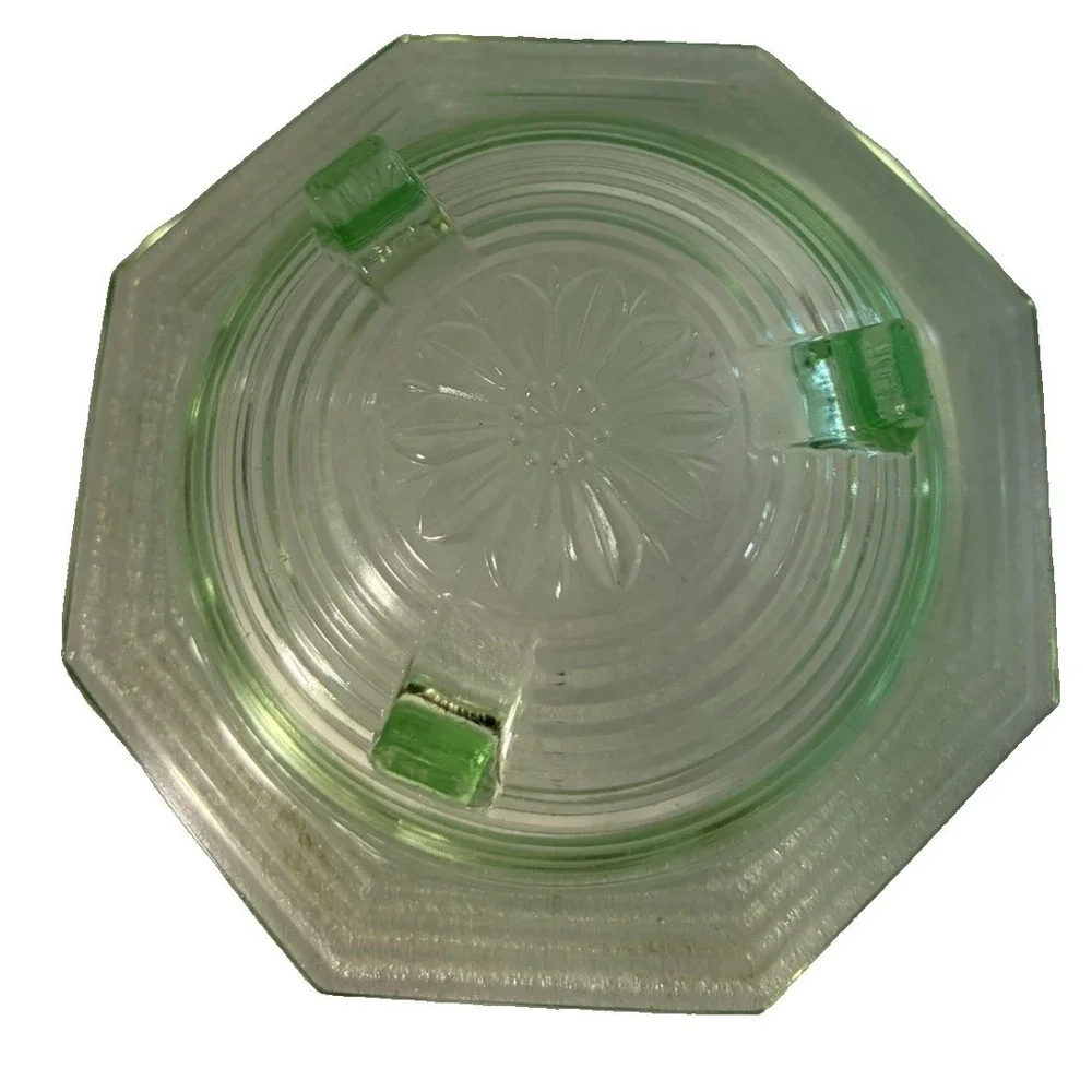 Vintage Uranium Glass Green Depression 7